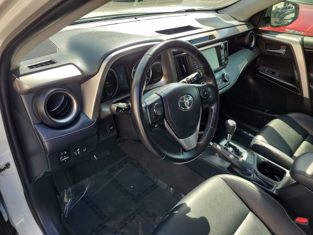 Used 2016 Toyota RAV4 Limited w/ Advanced Technology Package image 19