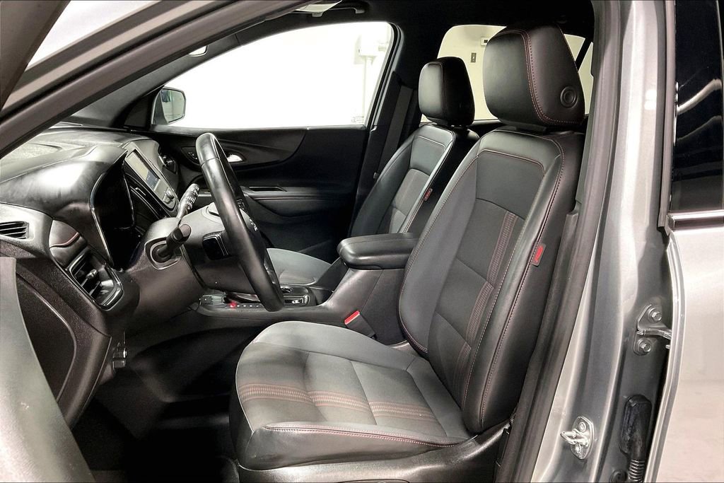 Used 2023 Chevrolet Equinox RS image 31