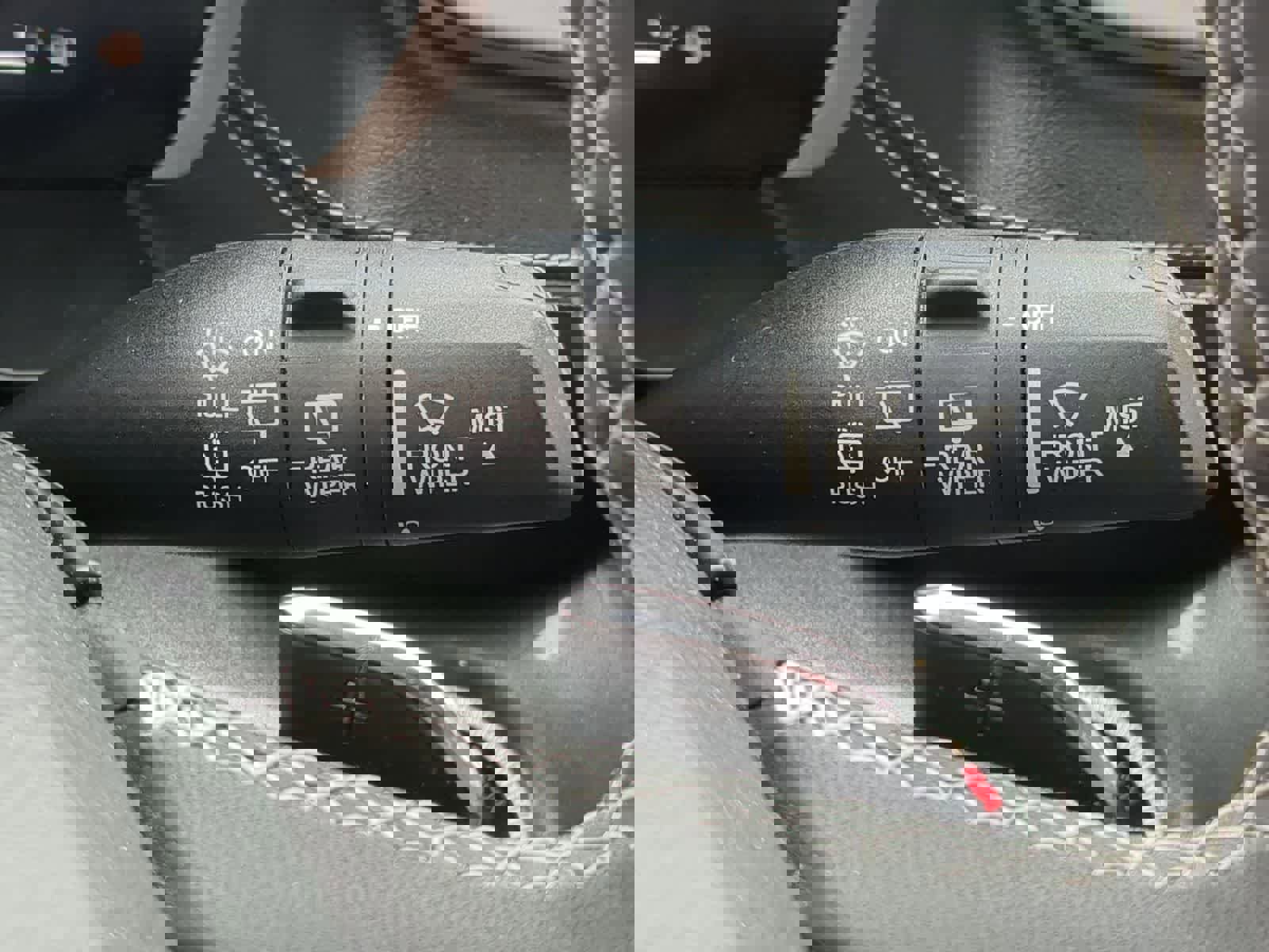 Used 2023 Jeep Grand Cherokee Laredo image 25