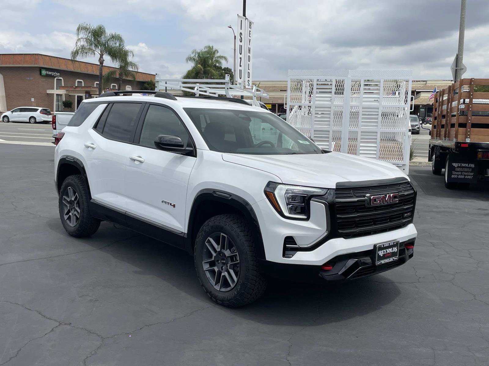 New 2026 GMC Terrain AT4 AWD/4WD image 3