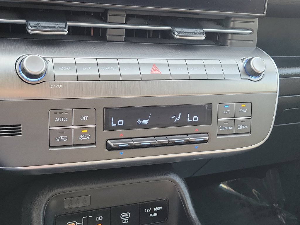 Used 2024 Hyundai Kona SEL FWD image 16