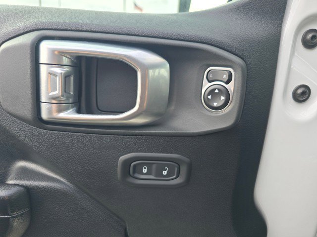 Used 2020 Jeep Gladiator Rubicon w/ LED Lighting Group image 26