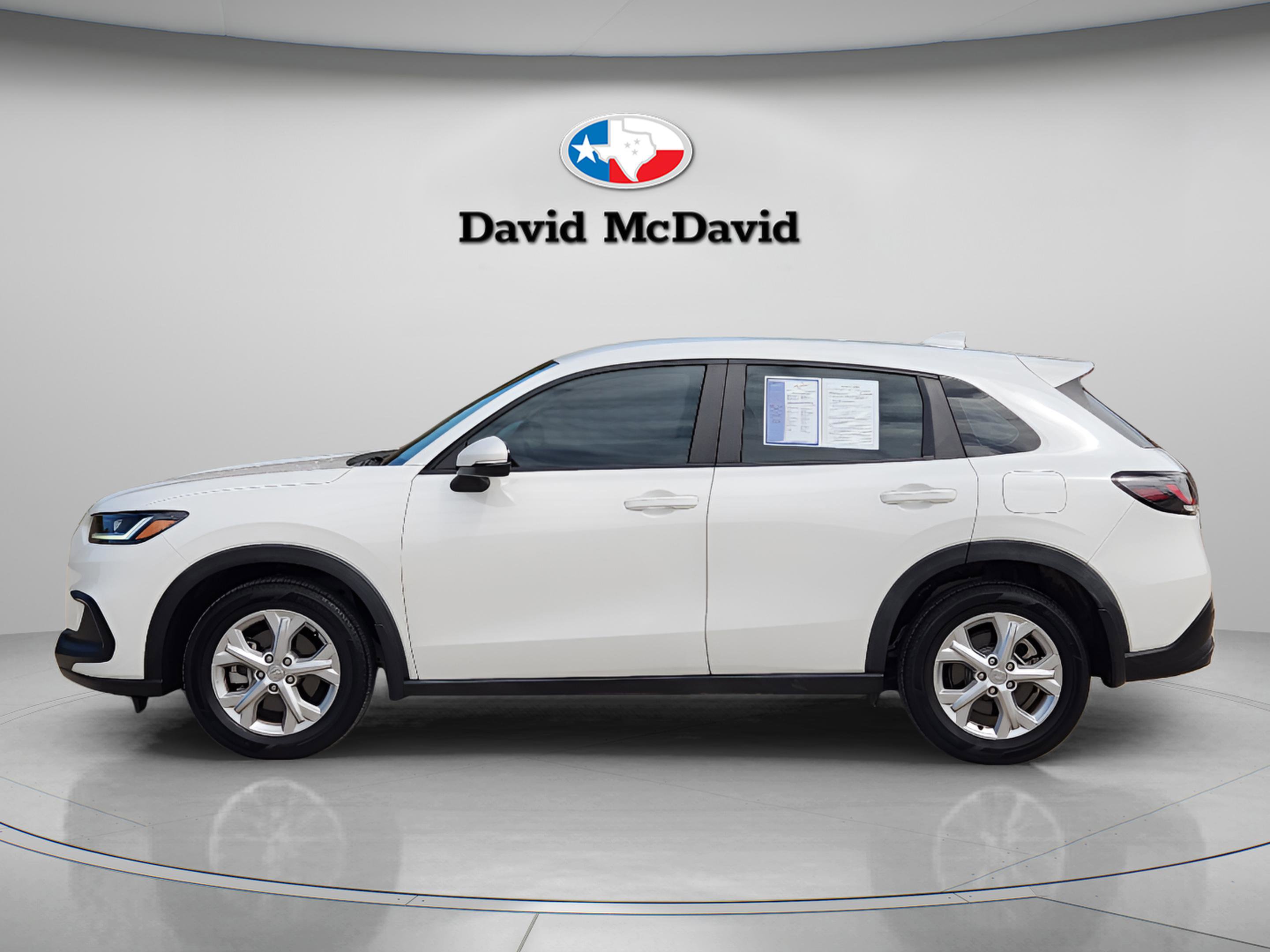 Certified 2023 Honda HR-V LX image 2