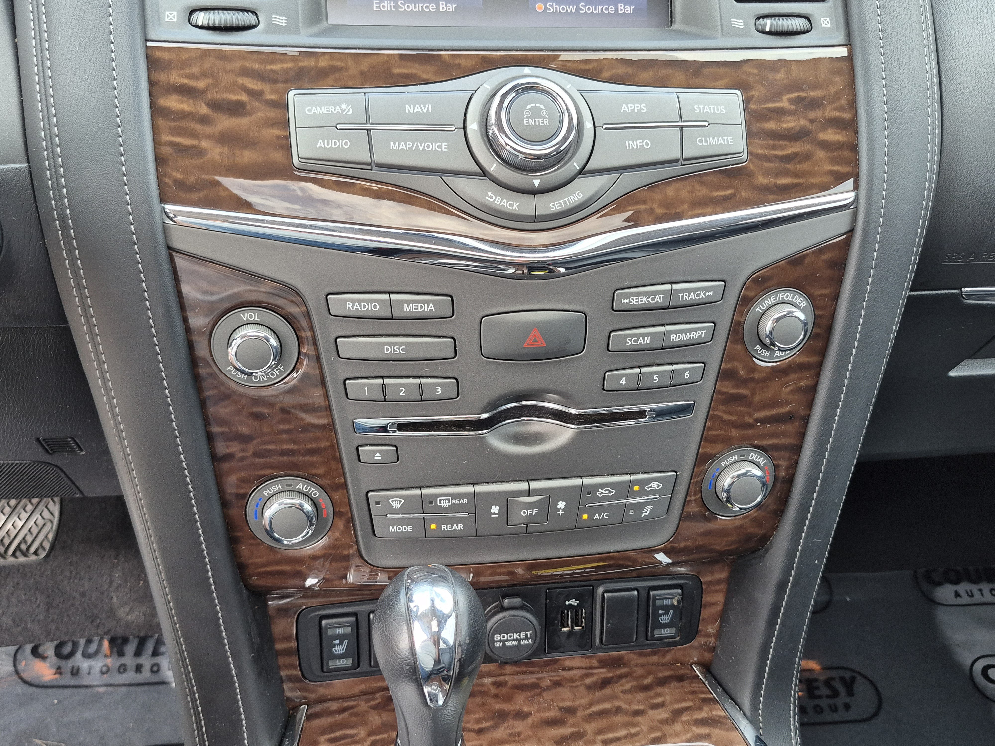 Used 2019 Nissan Armada SL w/ Premium Package RWD image 28
