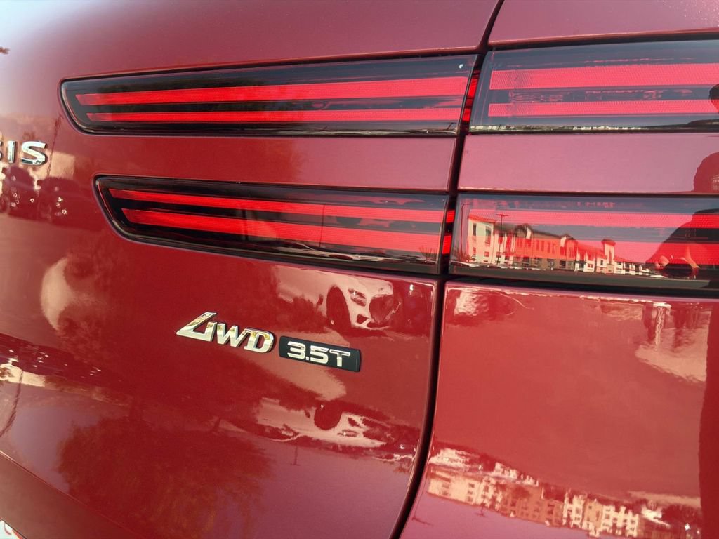 Used 2024 Genesis GV70 3.5T Sport AWD/4WD image 26