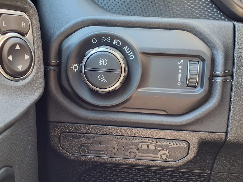 New 2026 Jeep Gladiator Rubicon AWD/4WD image 17