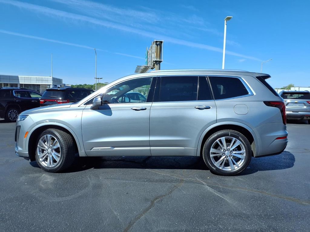 Used 2023 Cadillac XT6 Premium Luxury w/ Platinum Package FWD image 39