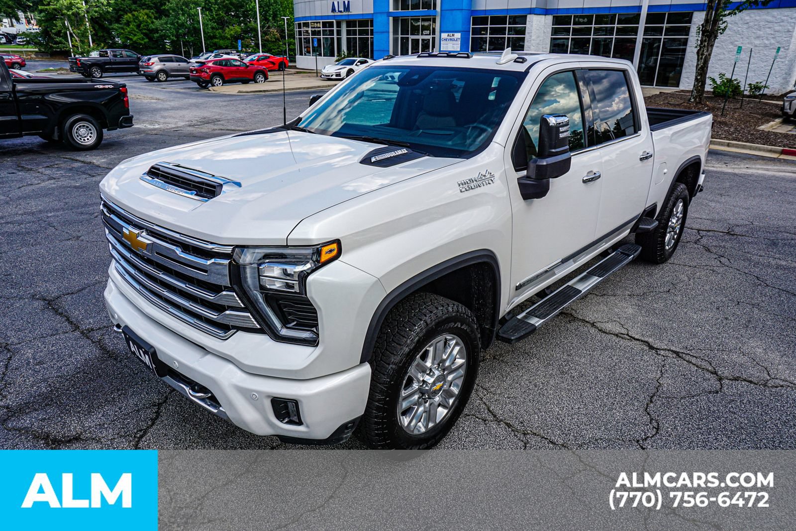 Used 2025 Chevrolet Silverado 3500 High Country w/ High Country Premium Package AWD/4WD image 19