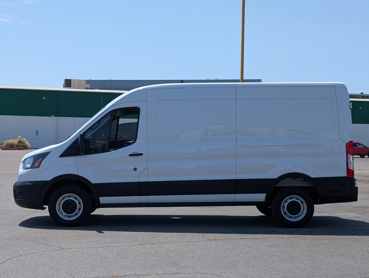Used 2024 Ford Transit 250 148 Medium Roof w/ Load Area Protection Package image 4
