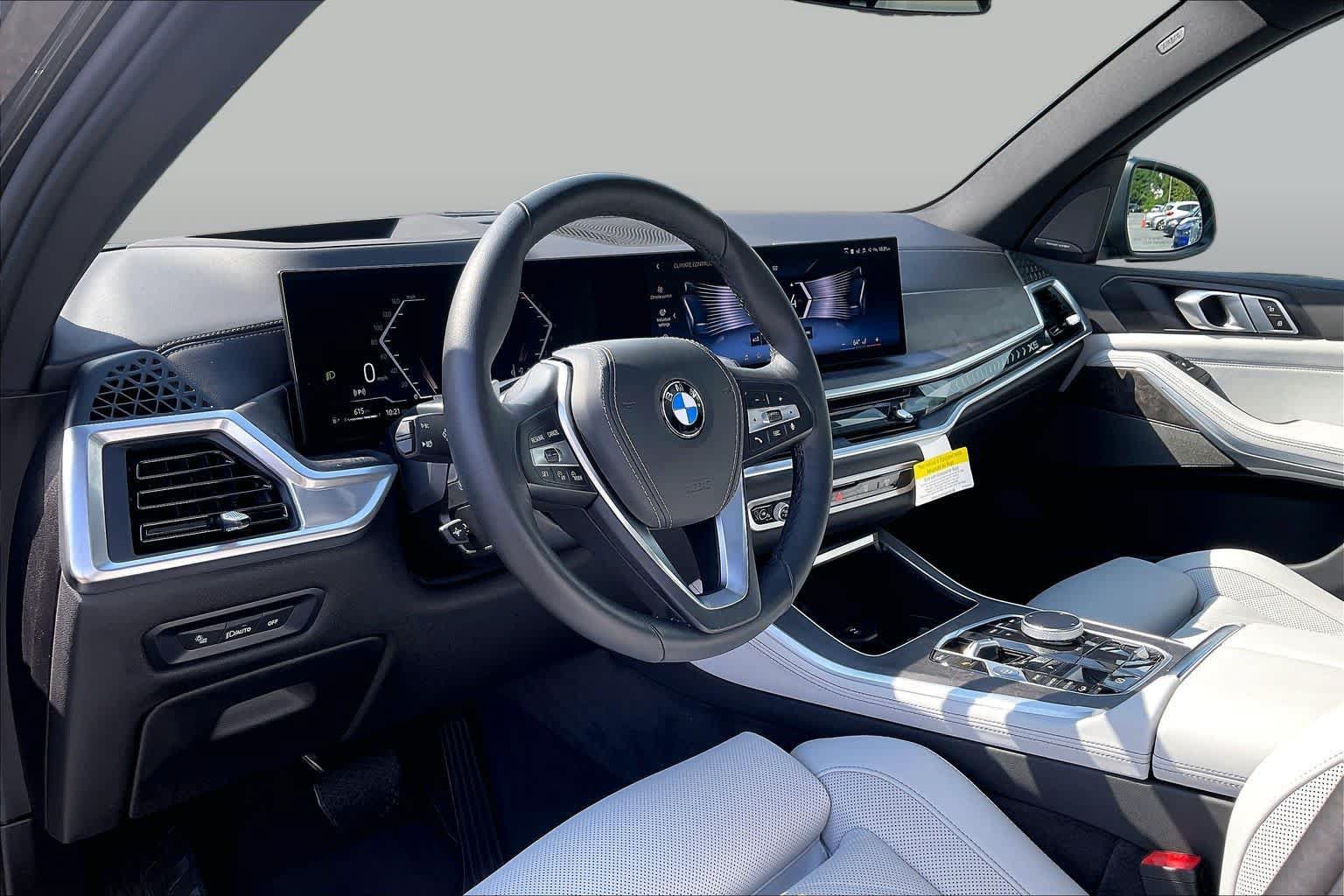 Used 2026 BMW X5 xDrive40i w/ Premium Package AWD/4WD image 17