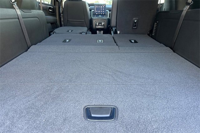 New 2026 GMC Yukon XL Denali w/ Sun & Power Step Package image 16