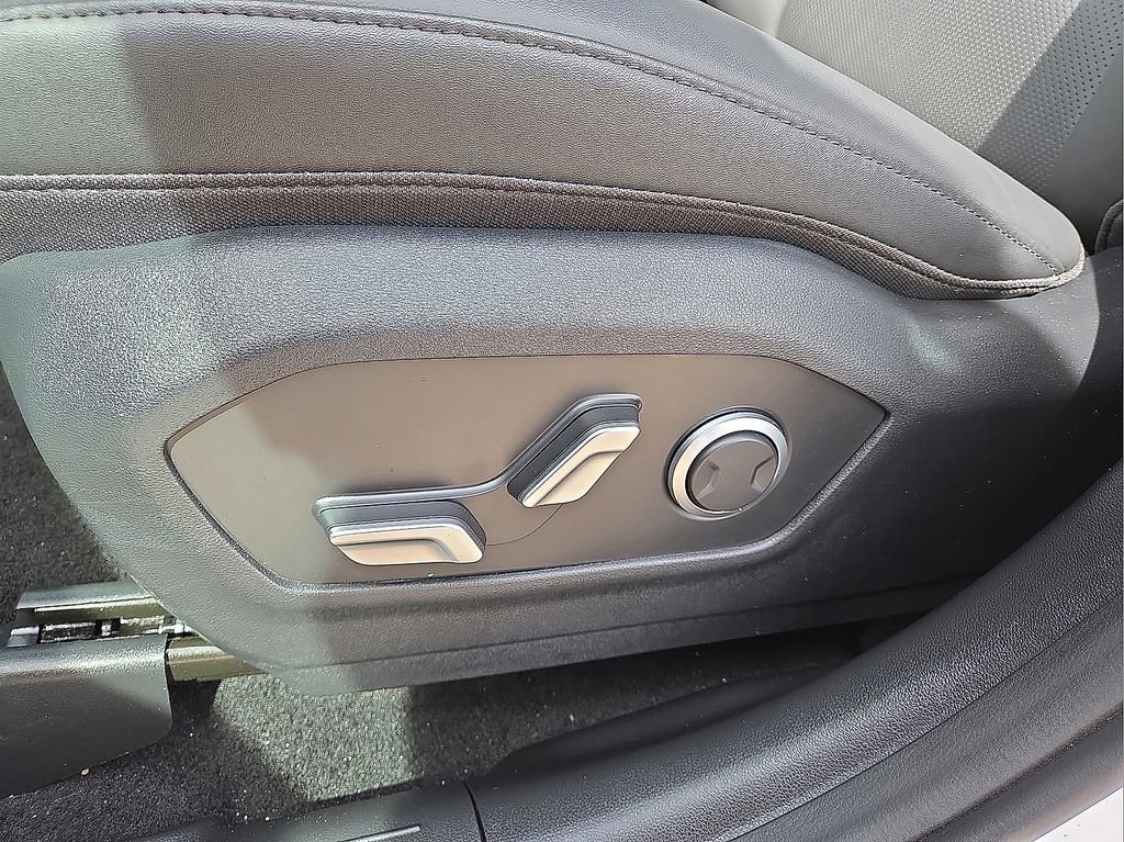 Used 2026 Hyundai Santa Fe SEL image 22