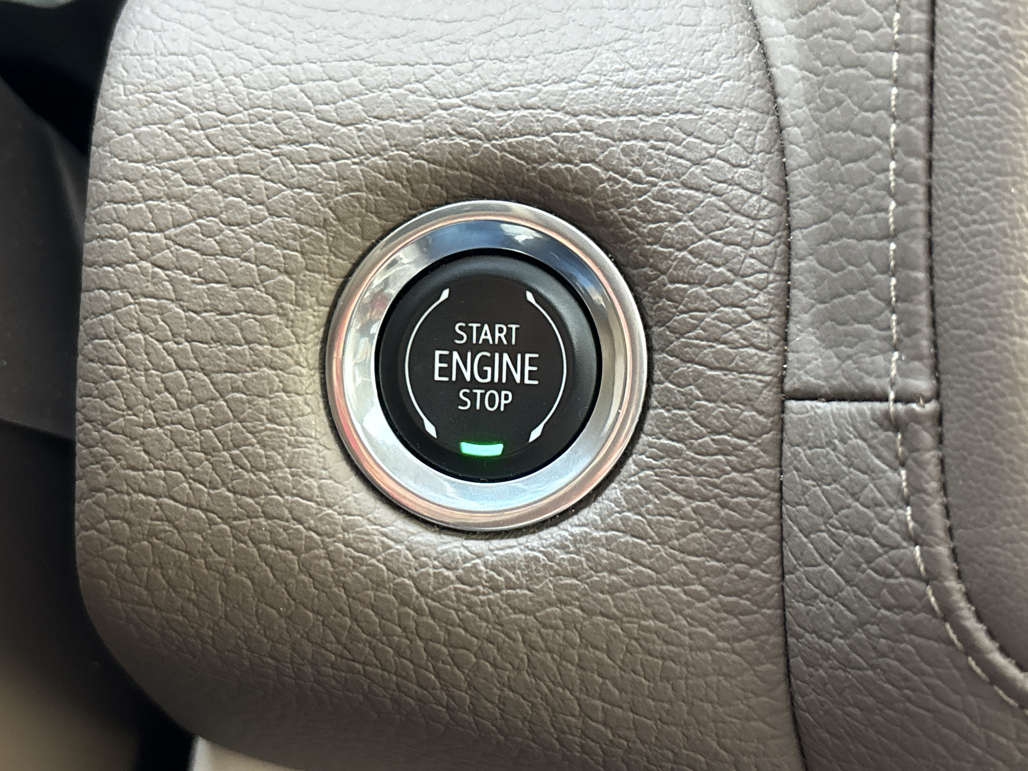 Used 2023 GMC Yukon Denali AWD/4WD image 29