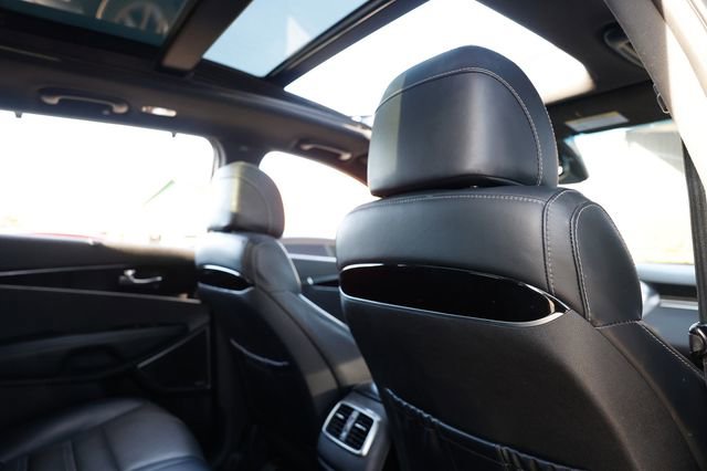 Used 2017 Kia Sorento SX image 33