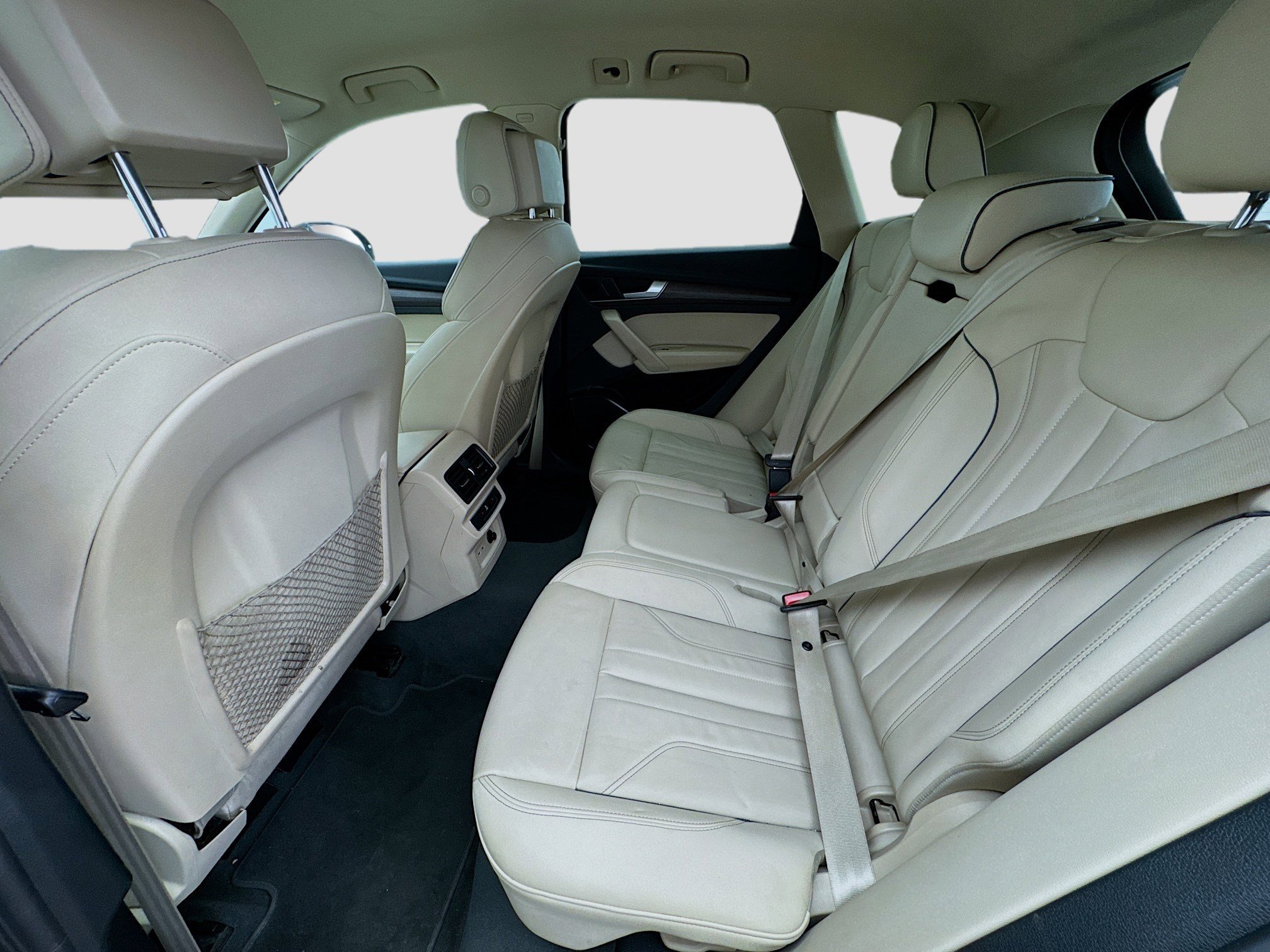 Used 2022 Audi Q5 e Premium w/ Convenience Package image 15