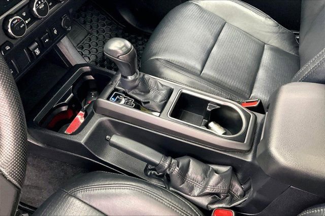 Used 2021 Toyota Tacoma TRD Sport image 17