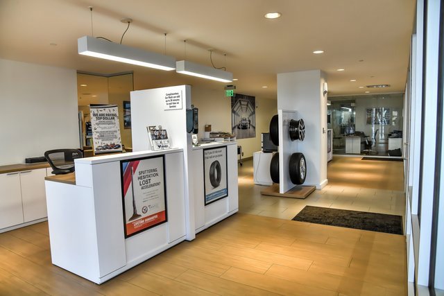 Used 2019 Subaru Ascent Premium image 34