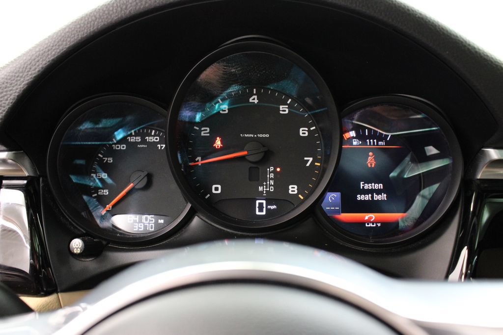 Used 2020 Porsche Macan AWD/4WD image 17