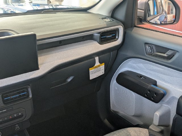 New 2026 Ford Maverick XLT FWD image 18
