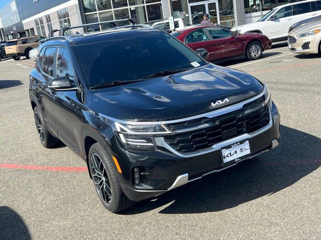 Certified 2024 Kia Seltos SX w/ SX Sunroof Package image 3