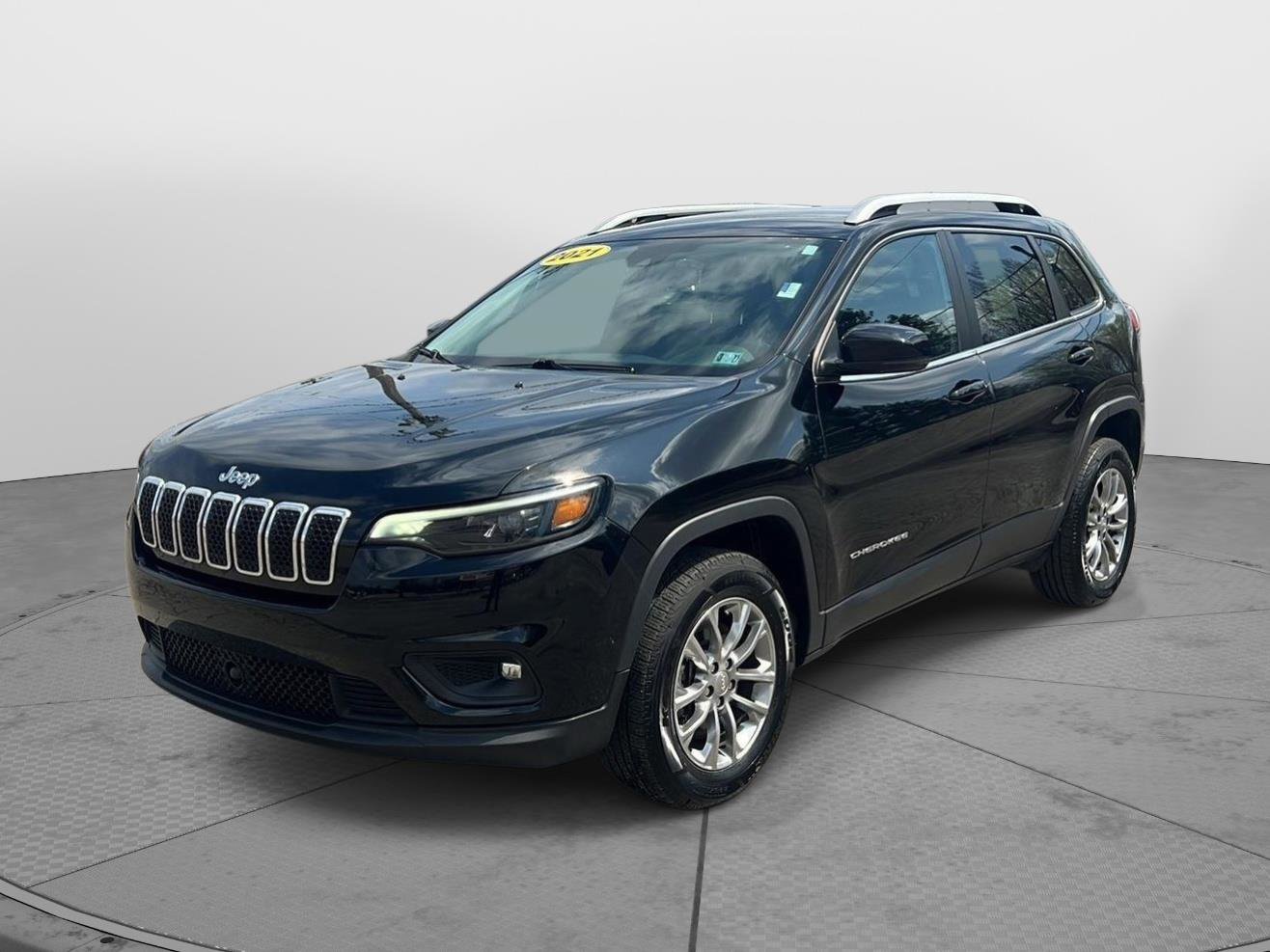 Used 2021 Jeep Cherokee Latitude Lux w/ Comfort/Convenience Group image 13