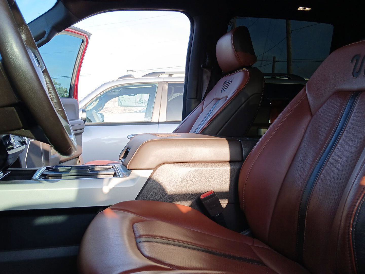 Used 2022 Ford F250 King Ranch w/ King Ranch Ultimate Package AWD/4WD image 9