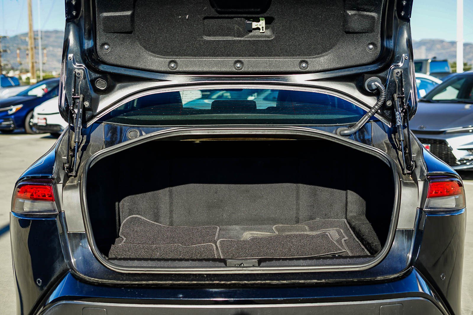 Used 2022 Toyota Mirai XLE image 26