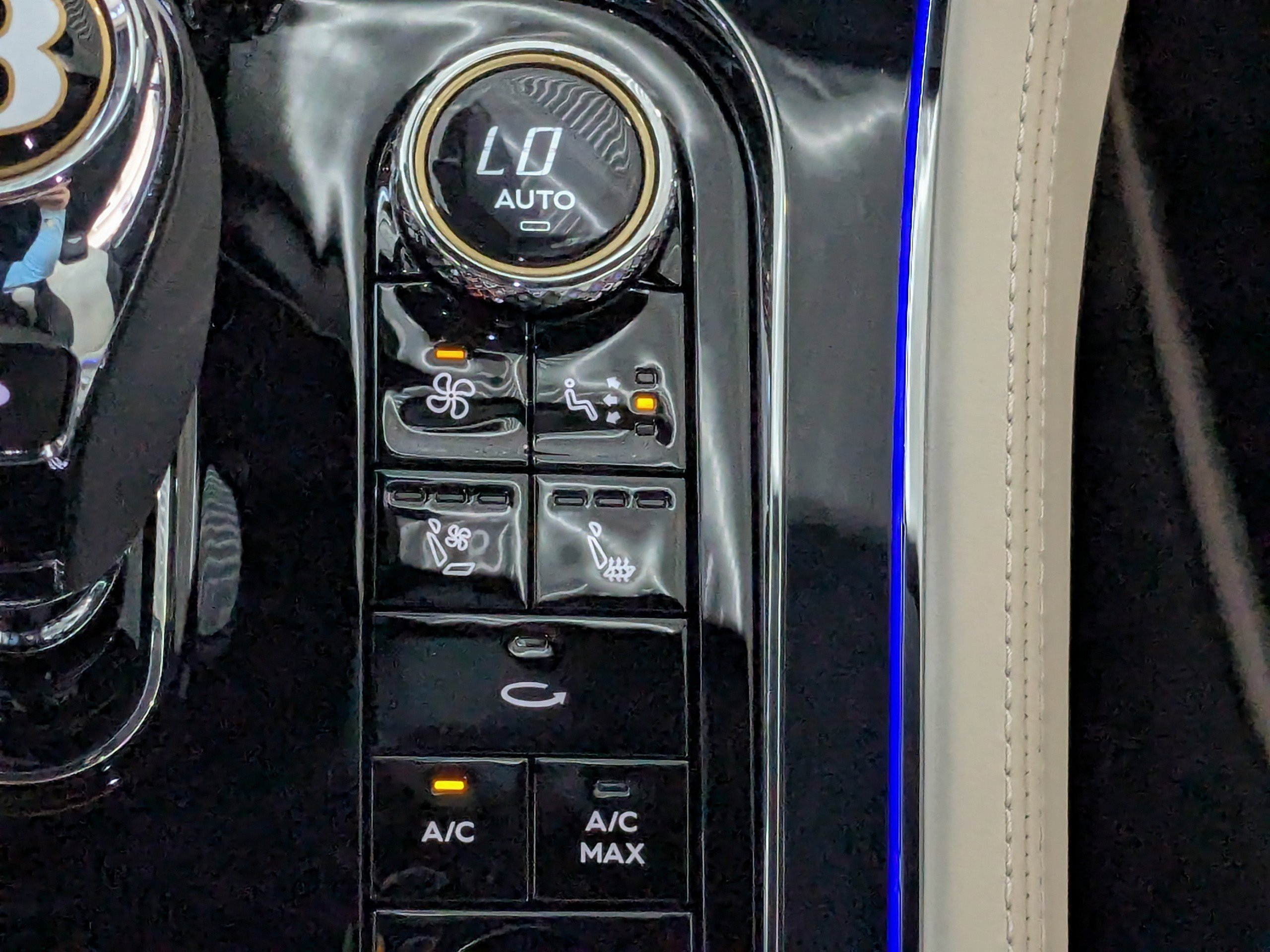 Used 2020 Bentley Continental GT image 25