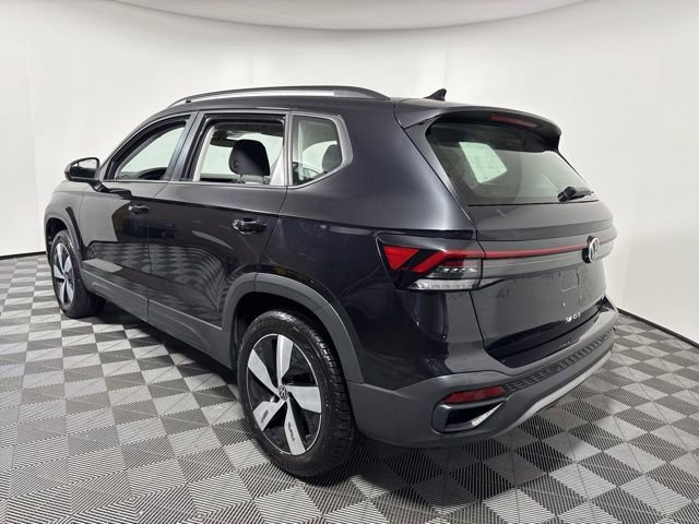 Used 2025 Volkswagen Taos S AWD/4WD image 5