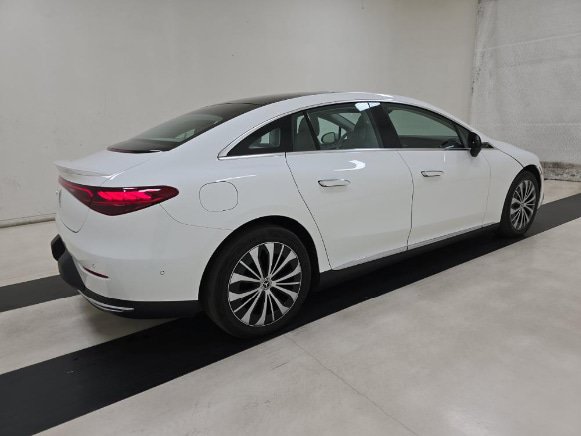 Used 2023 Mercedes-Benz EQE 350+ Sedan image 4
