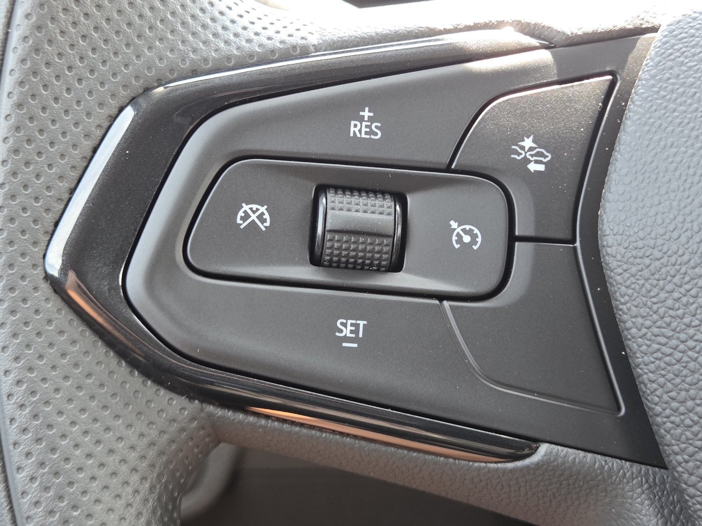 New 2026 Chevrolet TrailBlazer LS w/ LS Convenience Package FWD image 30