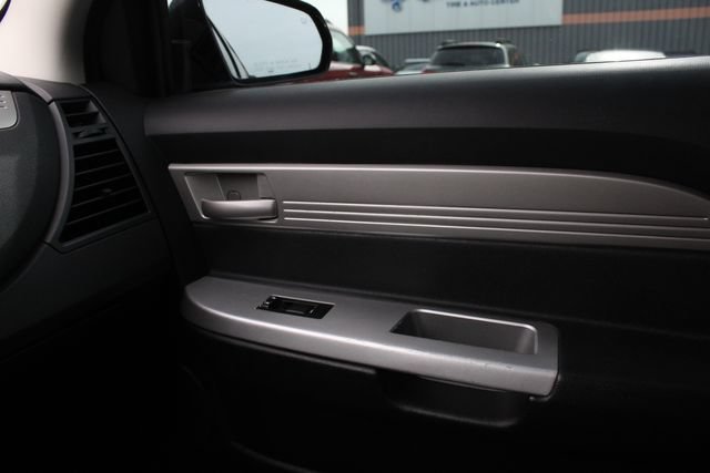 Used 2009 Chrysler Sebring LX FWD image 18