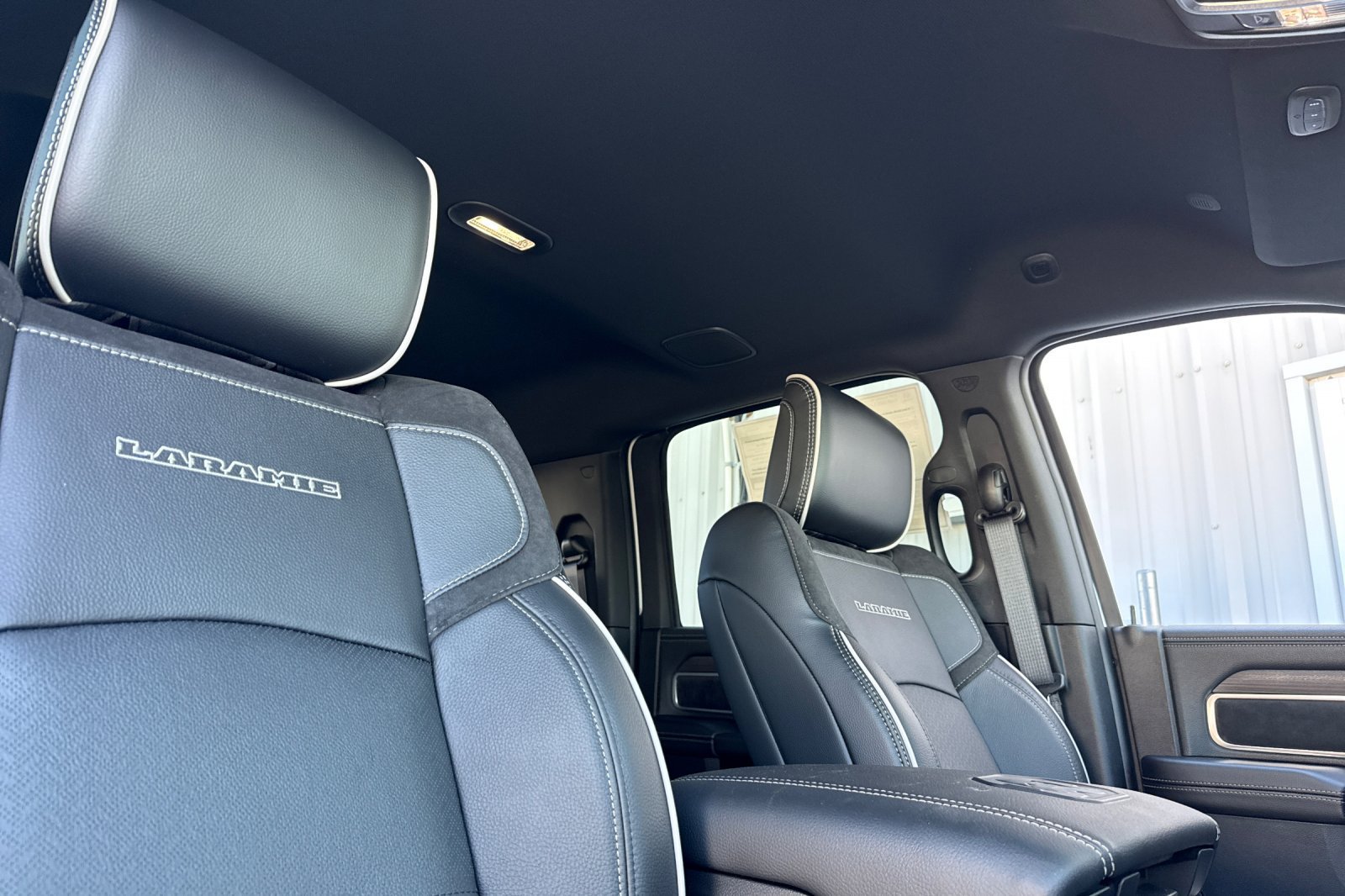 New 2026 RAM 3500 Laramie AWD/4WD image 16