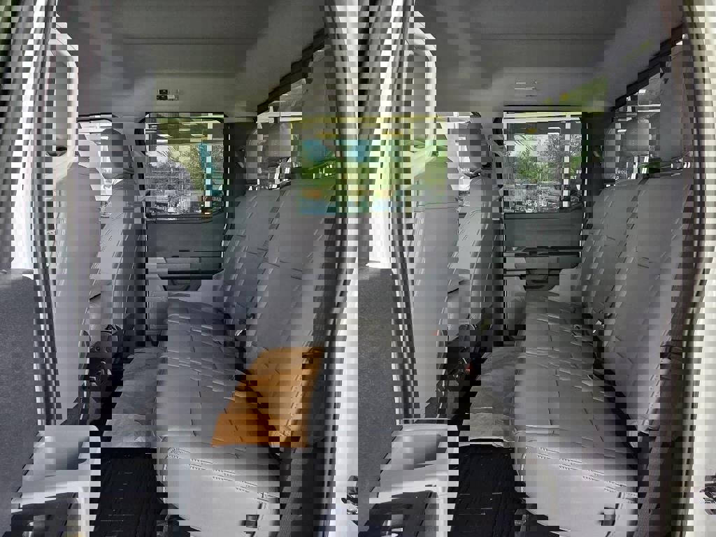 New 2026 Ford F350 XL w/ XL Chrome Package image 8
