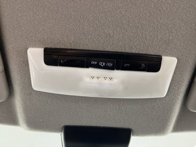 Used 2021 Nissan Kicks S image 27