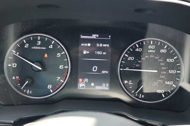 Certified 2025 Subaru Outback Premium AWD/4WD image 9