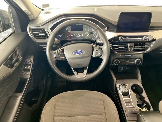 Used 2022 Ford Escape SE w/ Cold Weather Package AWD/4WD image 23