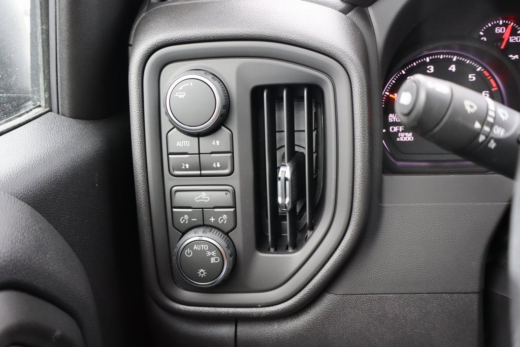 New 2026 Chevrolet Silverado 1500 Custom Trail Boss image 9