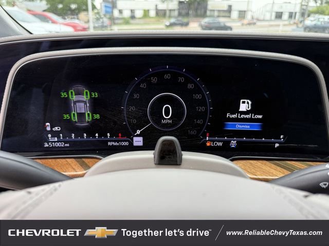 Used 2023 Cadillac Escalade Premium Luxury Platinum AWD/4WD image 16