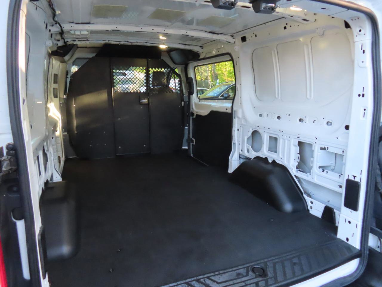 Used 2015 Ford Transit 150 130 Low Roof RWD image 23