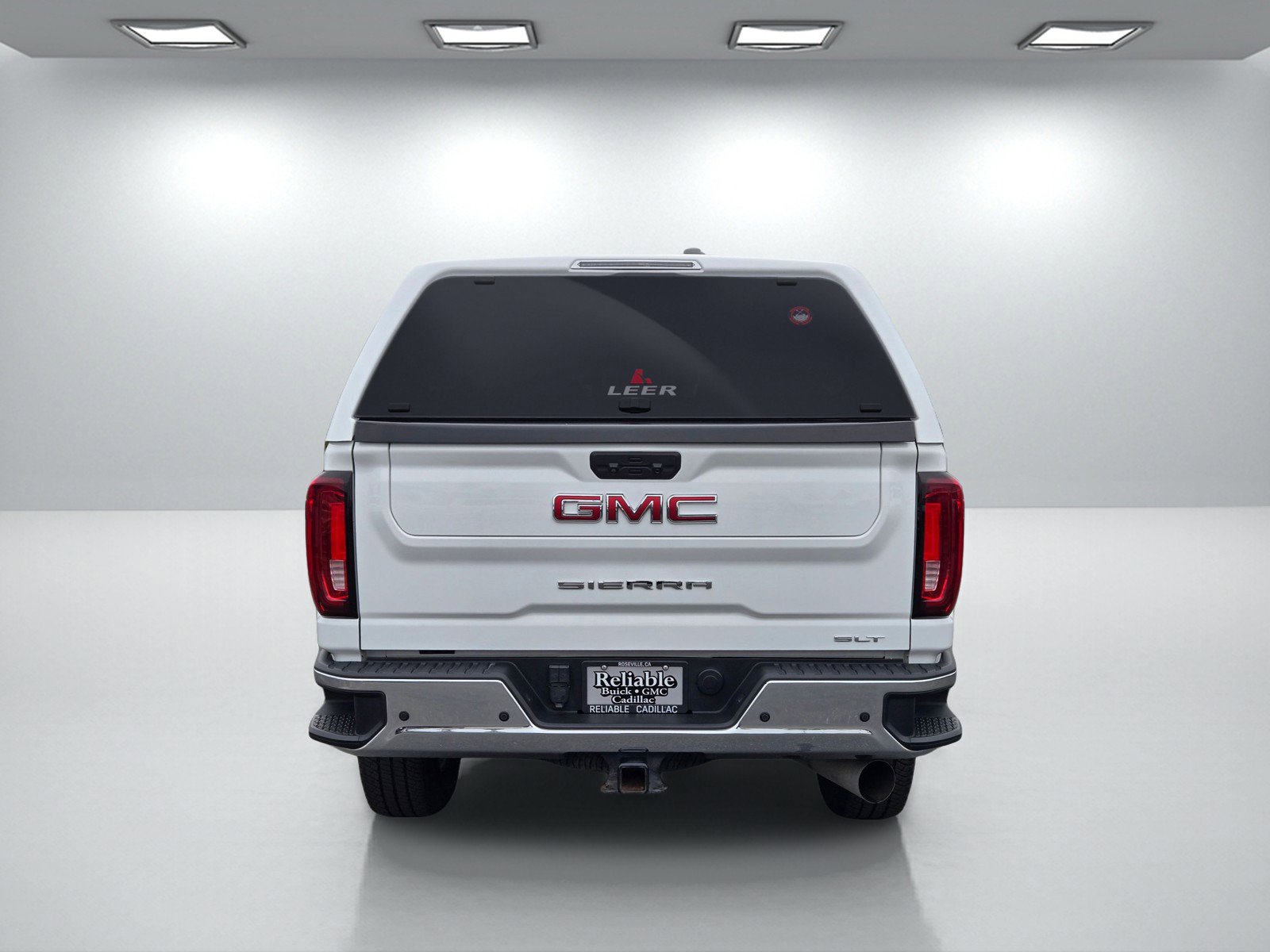 Certified 2022 GMC Sierra 2500 SLT w/ SLT Convenience Package image 5