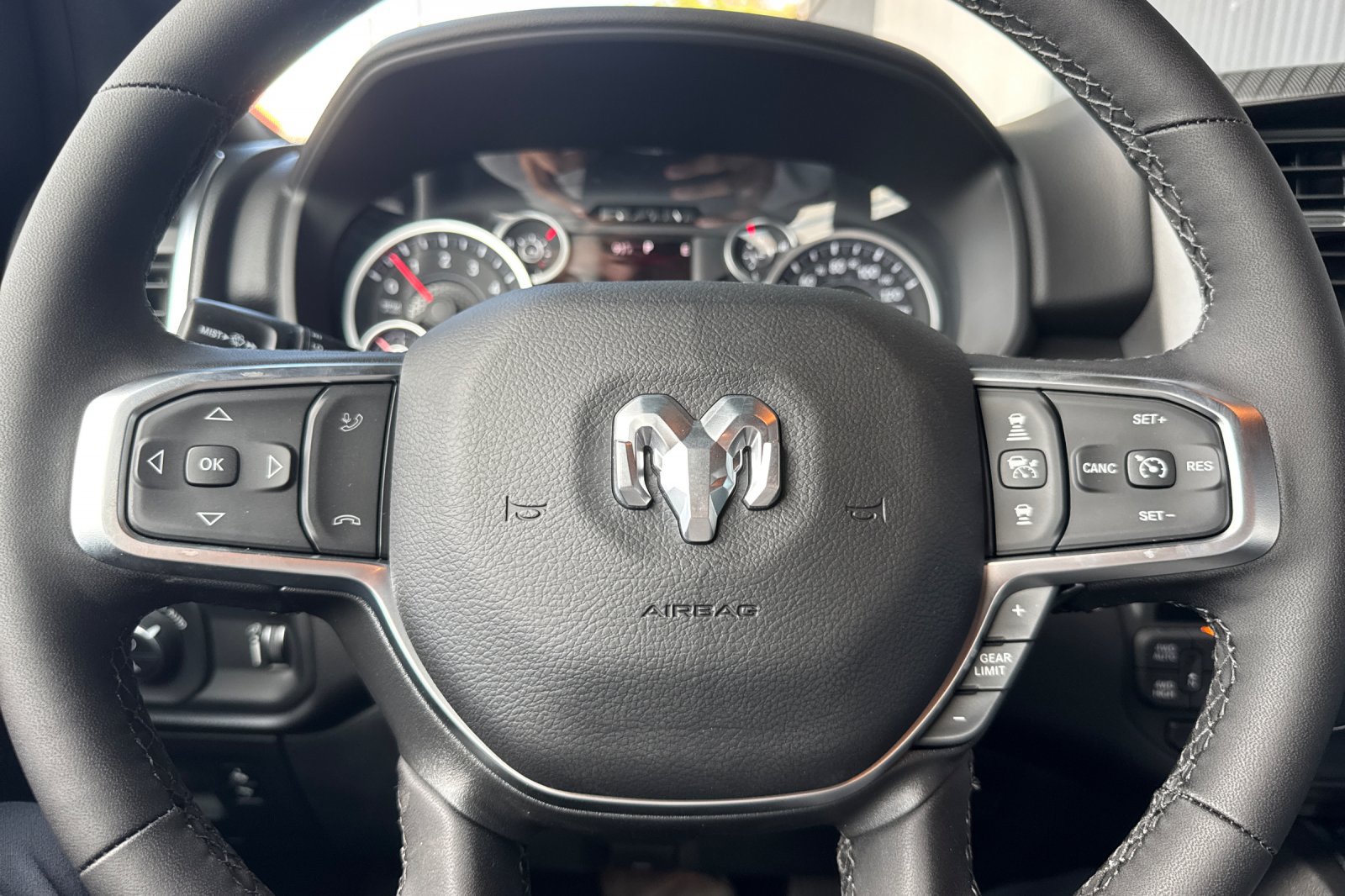 New 2027 RAM 1500 4x4 Crew Cab image 21