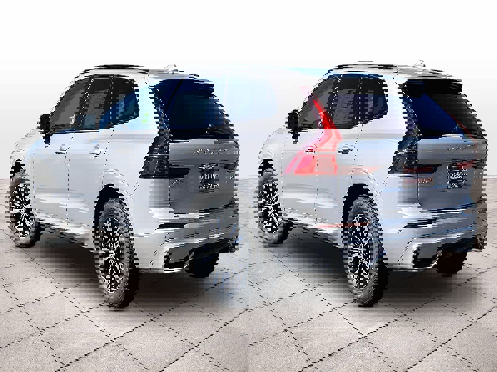 New 2025 Volvo XC60 B5 Core w/ Climate Package AWD/4WD image 3