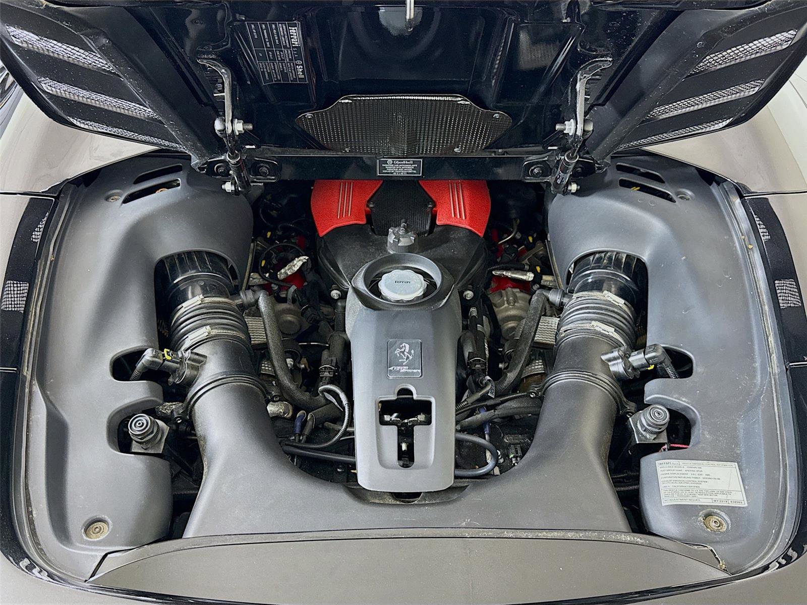 Used 2019 Ferrari 488 Spider RWD image 27