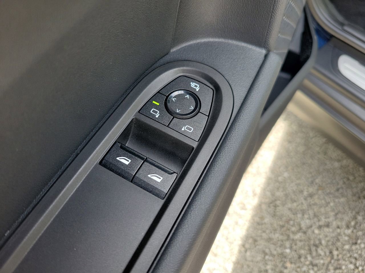 Used 2025 MINI Cooper S image 9