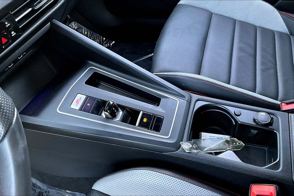 Used 2022 Volkswagen GTI Autobahn image 18