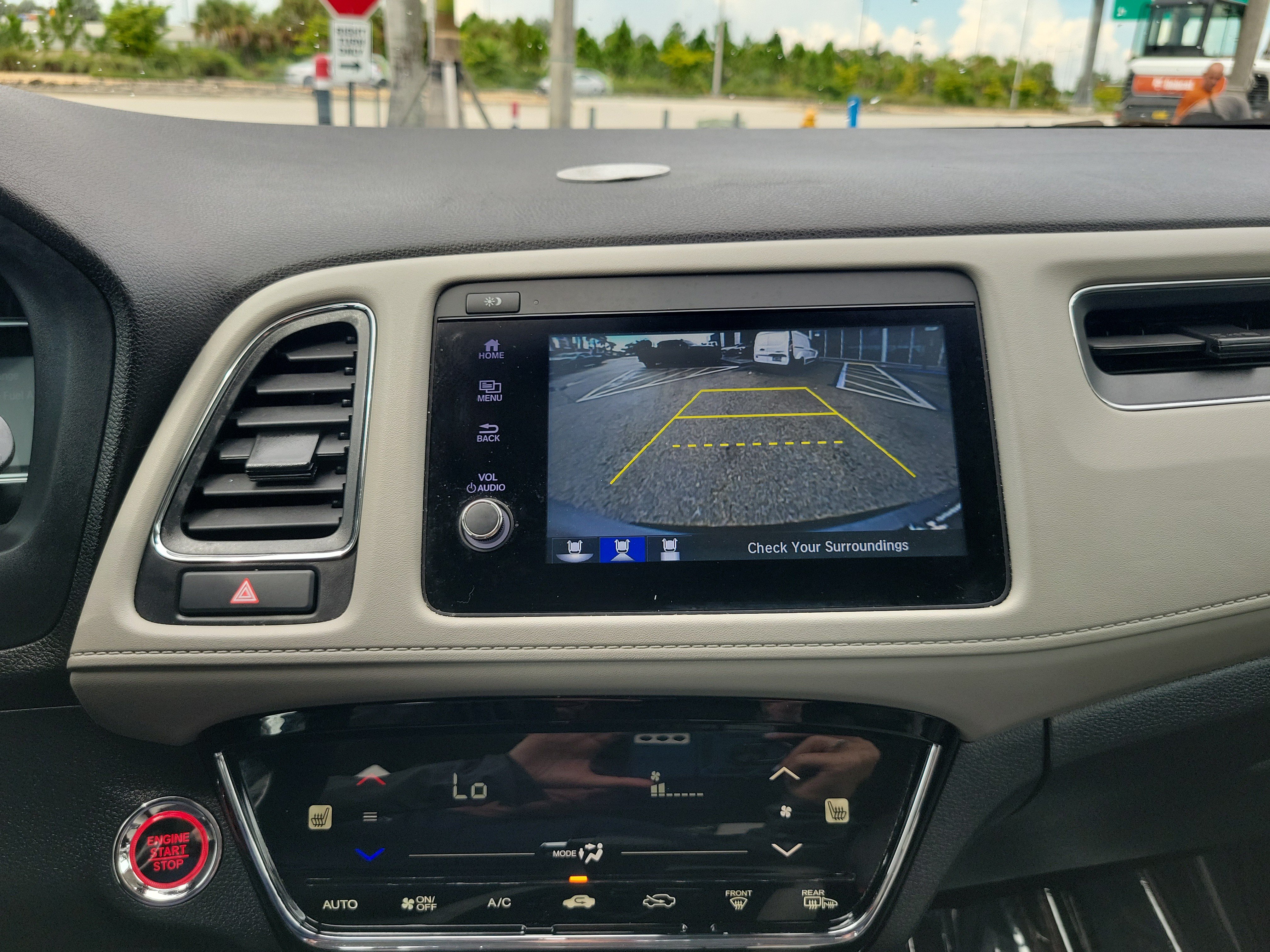 Used 2021 Honda HR-V EX-L image 10