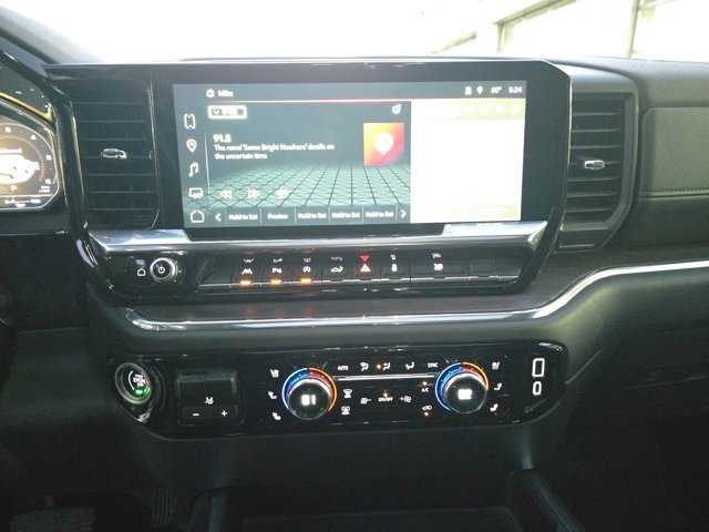 Used 2022 GMC Sierra 1500 SLT w/ SLT Premium Plus Package image 19