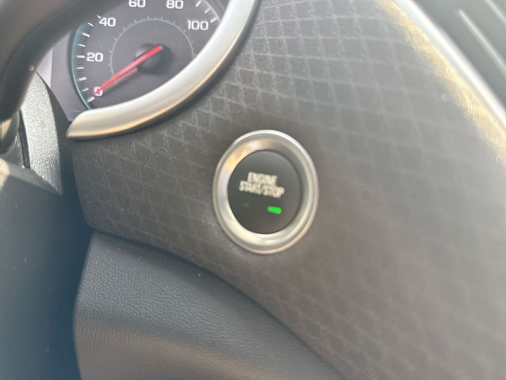 Used 2025 Chevrolet Malibu LT FWD image 56