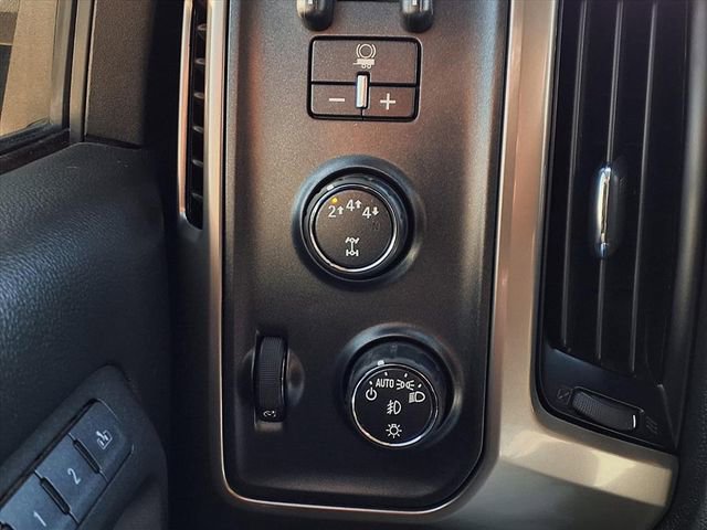 Used 2017 Chevrolet Silverado 2500 High Country w/ Duramax Plus Package image 14